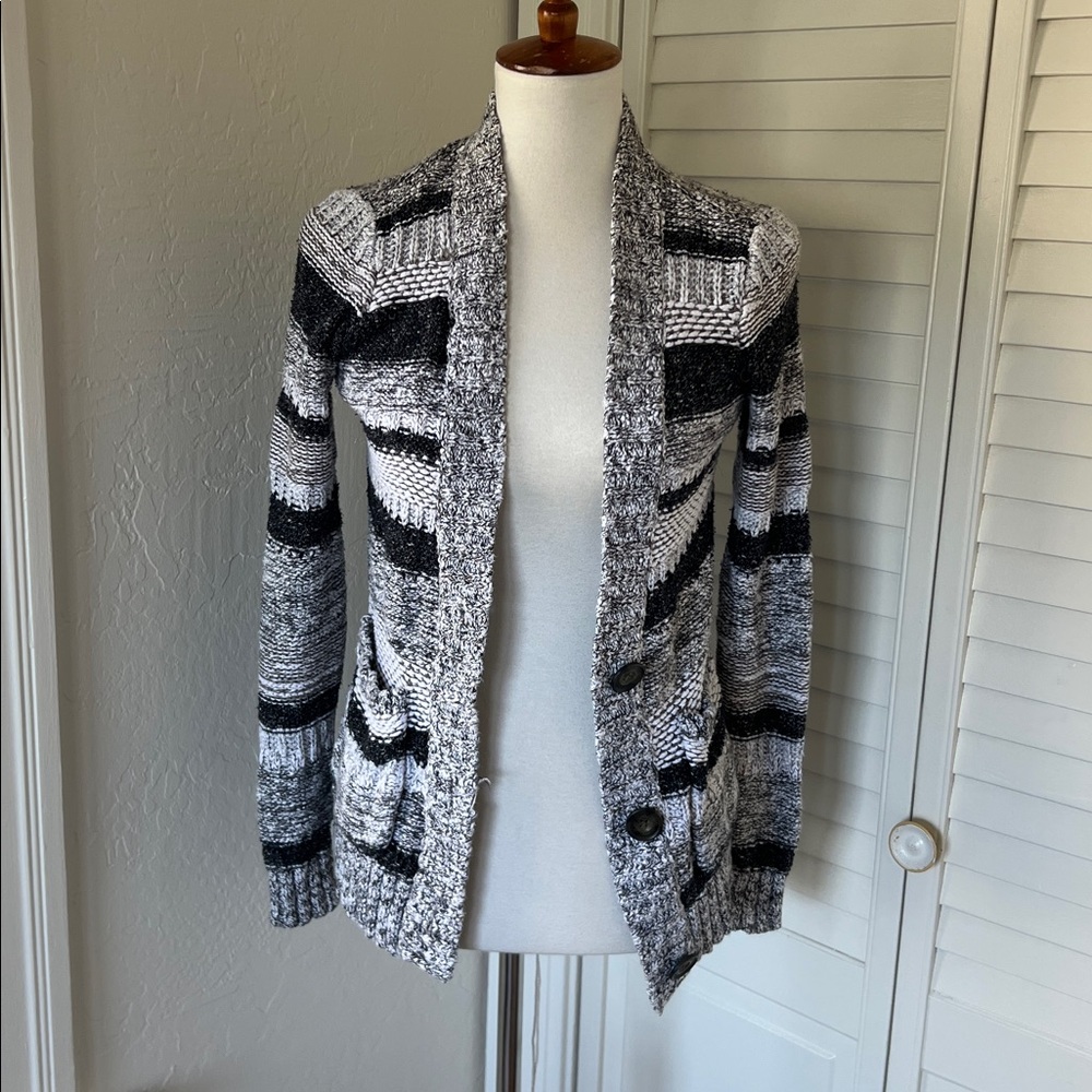 Abercrombie knit cardigan